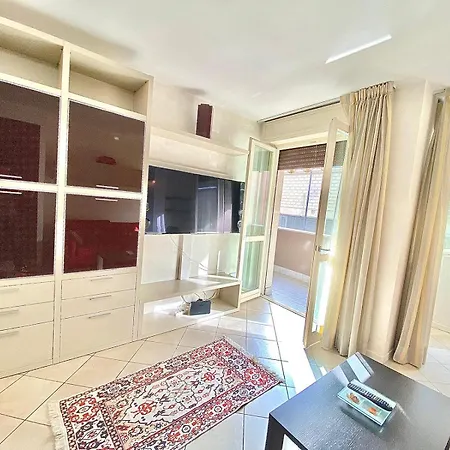 Appartamento Certosa Giannini Home *